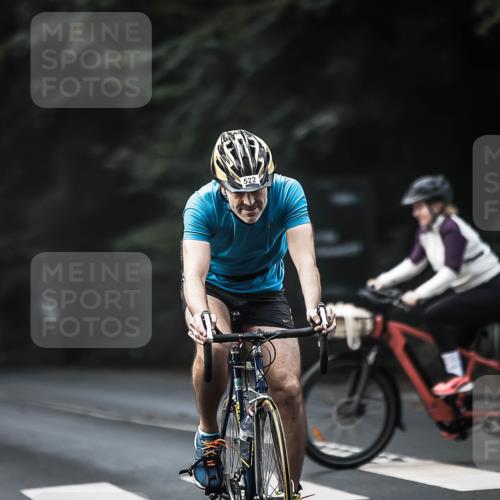 13.09.2026 - Stadtparktriathlon H.Heesch http://msf.ph/oto/10359858 13.09.2026 11:14:23 Radfahren 522 meine-sportfotos.de