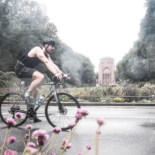 13.09.2026 - Stadtparktriathlon H.Heesch http://msf.ph/oto/10359863 13.09.2026 13:29:25 Radfahren 1212, 1237, 1386, 1406, 1430, 1453 meine-sportfotos.de
