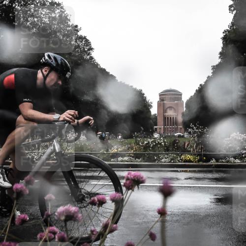 13.09.2026 - Stadtparktriathlon H.Heesch http://msf.ph/oto/10359870 13.09.2026 12:05:53 Radfahren 864, 894, 999, 1051, 1065 meine-sportfotos.de