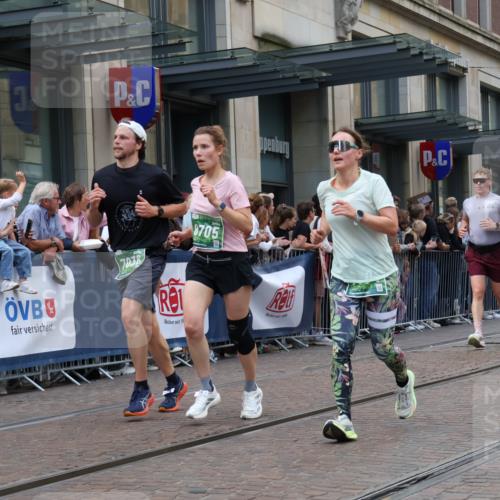 13.09.2026 - 21. swb-Marathon Bremen Strokosch-Dieckow http://msf.ph/oto/10359877 13.09.2026 13:35:36 Ziel 318, 532, 563, 607, 1867, 2565, 3026, 3056, 3087, 3226, 3454, 3485, 3489, 3704, 3780, 3857, 4016, 4048, 5026, 5071, 5157, 5276, 5381, 5467, 5468, 5584, 5586, 5816, 6159, 6649, 6724, 6874, 6982, 7036, 7043, 7235, 7256, 7385, 7675, 7691, 7804, 8145, 8227, 8335, 8705, 9243, 9784, 9892, 9912, 13121, 13179, 13213, 156, 607, 1150, 2003, 2041, 2090, 2318, 2356, 2625, 2866, 3055, 3311, 3621, 4062, 4326, 5308, 5661, 6315, 6320, 6418, 6465, 6466, 6644, 6837 meine-sportfotos.de