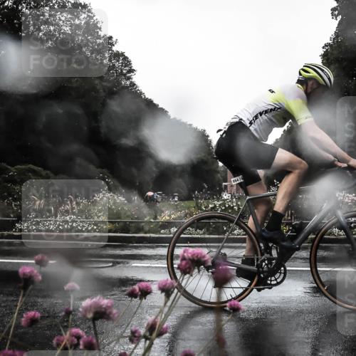13.09.2026 - Stadtparktriathlon H.Heesch http://msf.ph/oto/10359878 13.09.2026 12:05:55 Radfahren 864, 894, 1051 meine-sportfotos.de