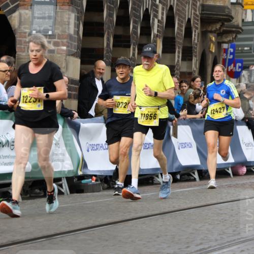 13.09.2026 - 21. swb-Marathon Bremen Strokosch-Dieckow http://msf.ph/oto/10359883 13.09.2026 10:57:56 Ziel 10177, 10300, 10394, 10460, 11106, 11153, 11245, 11365, 11480, 11498, 11532, 11568, 11734, 11965, 11966, 12037, 12111, 12222, 12264, 12372, 10494, 10543, 10604, 10673, 10826, 10828, 10903, 10914, 10931, 10932, 11295, 11332, 11752, 11863, 11884, 12441, 12482 meine-sportfotos.de