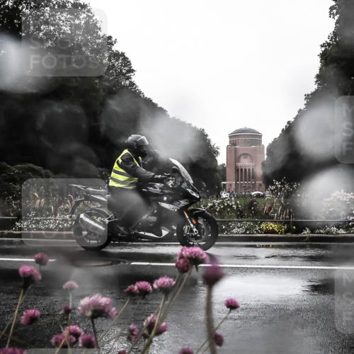 13.09.2026 - Stadtparktriathlon H.Heesch http://msf.ph/oto/10359894 13.09.2026 12:06:15 Radfahren 884, 955 meine-sportfotos.de