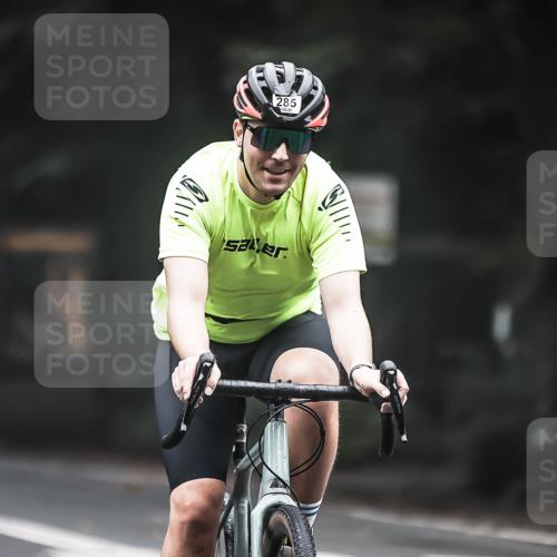 13.09.2026 - Stadtparktriathlon H.Heesch http://msf.ph/oto/10359907 13.09.2026 09:58:50 Radfahren 285, 343 meine-sportfotos.de