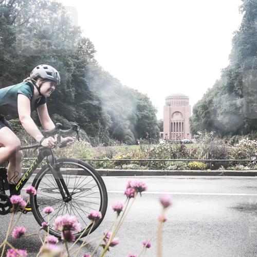 13.09.2026 - Stadtparktriathlon H.Heesch http://msf.ph/oto/10359920 13.09.2026 13:30:03 Radfahren 1391, 1413, 1447 meine-sportfotos.de