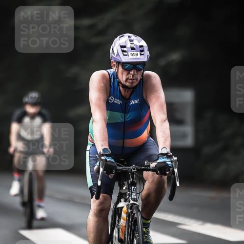 13.09.2026 - Stadtparktriathlon H.Heesch http://msf.ph/oto/10359932 13.09.2026 11:14:31 Radfahren 467, 559, 632 meine-sportfotos.de