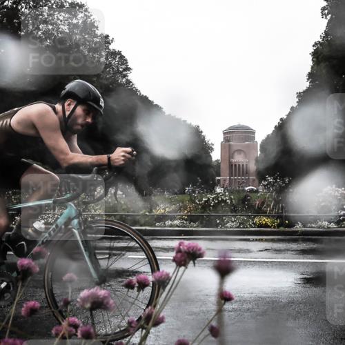 13.09.2026 - Stadtparktriathlon H.Heesch http://msf.ph/oto/10359945 13.09.2026 12:06:30 Radfahren 823, 911, 934, 998, 1025, 1049 meine-sportfotos.de