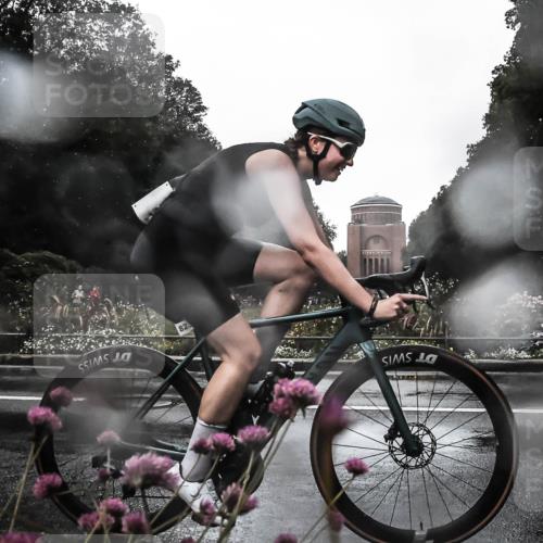 13.09.2026 - Stadtparktriathlon H.Heesch http://msf.ph/oto/10359954 13.09.2026 12:06:31 Radfahren 823, 911, 934, 998, 1049 meine-sportfotos.de