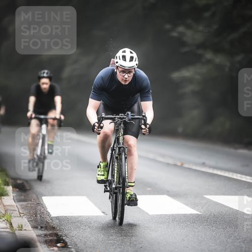 13.09.2026 - Stadtparktriathlon H.Heesch http://msf.ph/oto/10359955 13.09.2026 09:58:57 Radfahren 217, 292, 343 meine-sportfotos.de