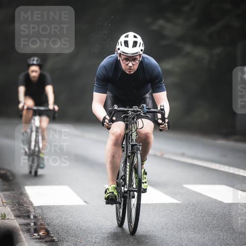 13.09.2026 - Stadtparktriathlon H.Heesch http://msf.ph/oto/10359965 13.09.2026 09:58:57 Radfahren 217, 292, 343 meine-sportfotos.de