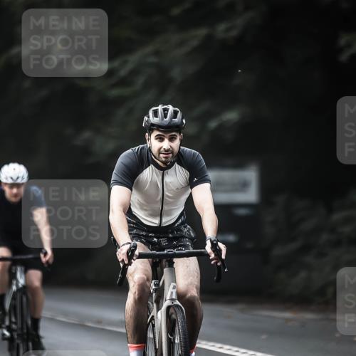 13.09.2026 - Stadtparktriathlon H.Heesch http://msf.ph/oto/10359969 13.09.2026 11:14:33 Radfahren 467, 559, 632, 646 meine-sportfotos.de