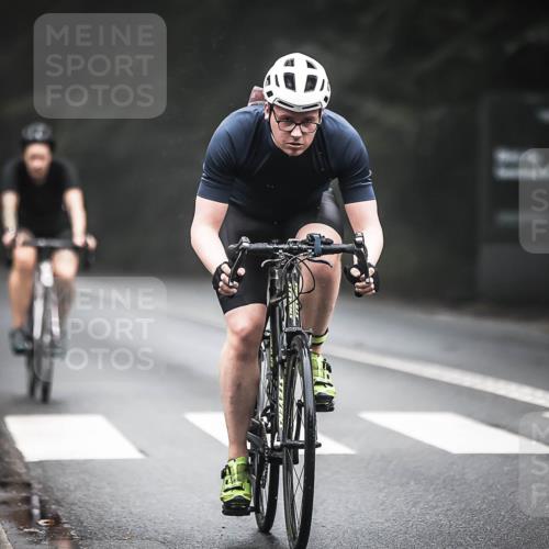 13.09.2026 - Stadtparktriathlon H.Heesch http://msf.ph/oto/10359972 13.09.2026 09:58:57 Radfahren 217, 292, 343 meine-sportfotos.de