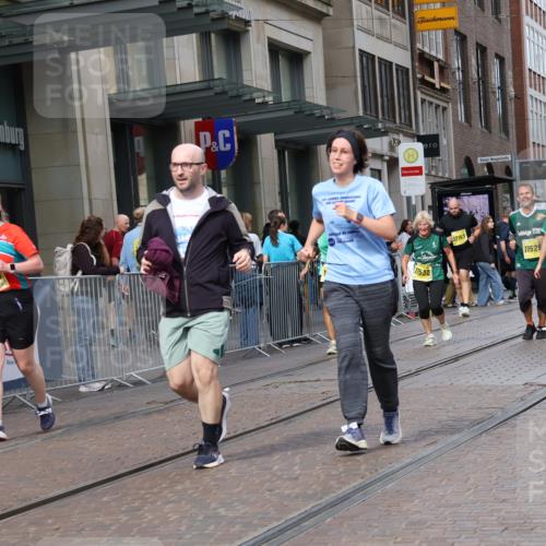 13.09.2026 - 21. swb-Marathon Bremen Strokosch-Dieckow http://msf.ph/oto/10360006 13.09.2026 11:20:14 Ziel 10161, 11296, 11529, 11530, 11541, 11675, 11980, 12153, 12285, 12316, 12317, 12374, 10430, 11244, 11333, 11337, 11546, 12374, 12472 meine-sportfotos.de
