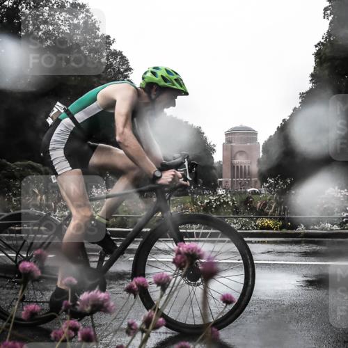13.09.2026 - Stadtparktriathlon H.Heesch http://msf.ph/oto/10360024 13.09.2026 12:07:05 Radfahren 816, 830, 902, 957, 1035, 1061 meine-sportfotos.de