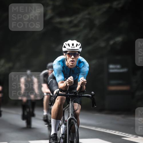 13.09.2026 - Stadtparktriathlon H.Heesch http://msf.ph/oto/10360026 13.09.2026 11:14:39 Radfahren 467, 476, 611, 622, 632, 646, 656 meine-sportfotos.de