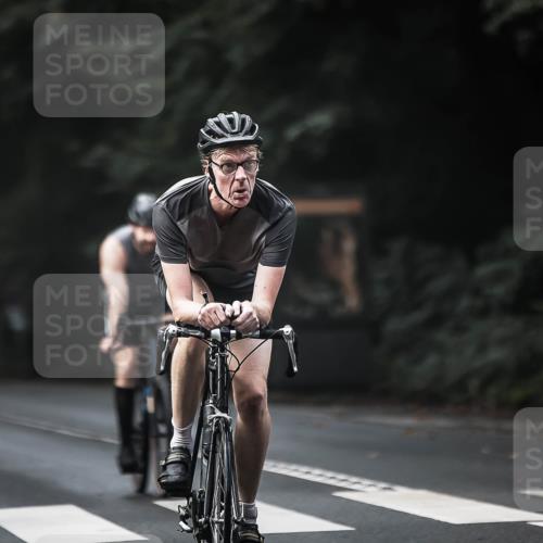 13.09.2026 - Stadtparktriathlon H.Heesch http://msf.ph/oto/10360046 13.09.2026 11:14:40 Radfahren 476, 611, 622, 632, 646, 656 meine-sportfotos.de