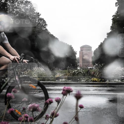 13.09.2026 - Stadtparktriathlon H.Heesch http://msf.ph/oto/10360083 13.09.2026 12:07:26 Radfahren 838, 917, 978, 1031 meine-sportfotos.de