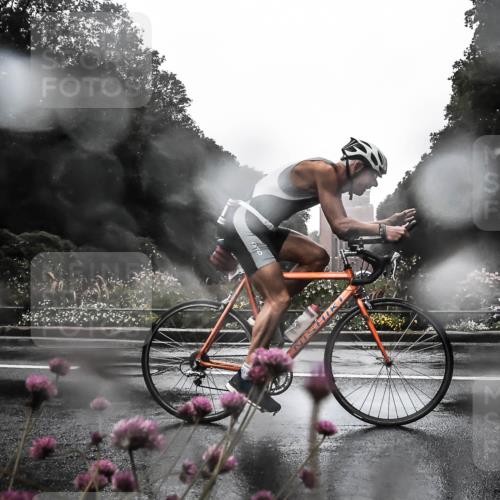 13.09.2026 - Stadtparktriathlon H.Heesch http://msf.ph/oto/10360092 13.09.2026 12:07:29 Radfahren 838, 917, 978, 1031 meine-sportfotos.de