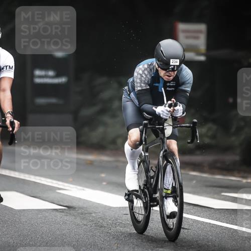 13.09.2026 - Stadtparktriathlon H.Heesch http://msf.ph/oto/10360108 13.09.2026 09:59:12 Radfahren 234, 277, 293, 295, 339, 344 meine-sportfotos.de