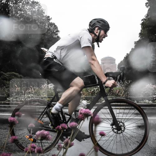 13.09.2026 - Stadtparktriathlon H.Heesch http://msf.ph/oto/10360118 13.09.2026 12:07:35 Radfahren 832, 983, 1011, 1054 meine-sportfotos.de