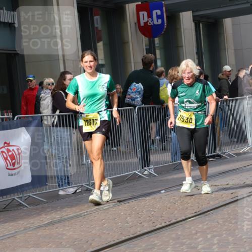 13.09.2026 - 21. swb-Marathon Bremen Strokosch-Dieckow http://msf.ph/oto/10360121 13.09.2026 11:20:17 Ziel 10161, 11296, 11529, 11530, 11541, 11675, 11980, 12153, 12285, 12316, 12317, 10430, 11244, 11333, 11337, 11546, 12374 meine-sportfotos.de