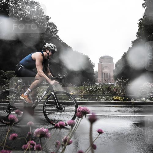 13.09.2026 - Stadtparktriathlon H.Heesch http://msf.ph/oto/10360133 13.09.2026 12:07:41 Radfahren 839, 960, 983, 1026 meine-sportfotos.de