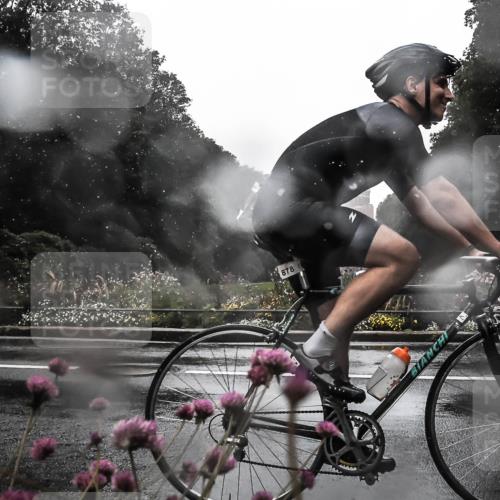 13.09.2026 - Stadtparktriathlon H.Heesch http://msf.ph/oto/10360151 13.09.2026 12:07:50 Radfahren 870, 878, 1040 meine-sportfotos.de