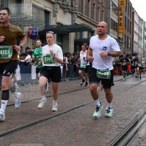 13.09.2026 - 21. swb-Marathon Bremen Strokosch-Dieckow http://msf.ph/oto/10360181 13.09.2026 13:35:41 Ziel 318, 563, 1072, 1867, 2565, 2931, 3026, 3056, 3224, 3291, 3454, 3485, 3489, 3857, 4016, 4048, 5026, 5071, 5157, 5259, 5276, 5381, 5584, 5816, 6159, 6724, 6874, 6982, 7036, 7043, 7235, 7256, 7385, 7691, 7804, 8145, 8227, 8275, 8335, 8488, 8705, 9076, 9226, 9243, 9497, 9912, 13121, 13179, 156, 532, 607, 1150, 2041, 2090, 2318, 2356, 2866, 3055, 3087, 3226, 3621, 3704, 3780, 4062, 4326, 5308, 5467, 5468, 5584, 5586, 5661, 6315, 6418, 6465, 6466, 6644, 6837 meine-sportfotos.de
