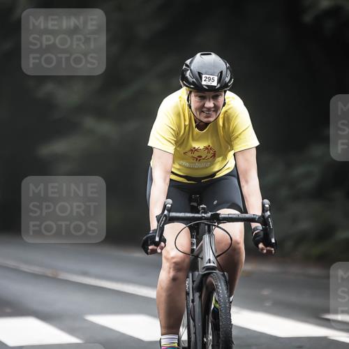 13.09.2026 - Stadtparktriathlon H.Heesch http://msf.ph/oto/10360200 13.09.2026 09:59:19 Radfahren 227, 277, 279, 295, 344 meine-sportfotos.de