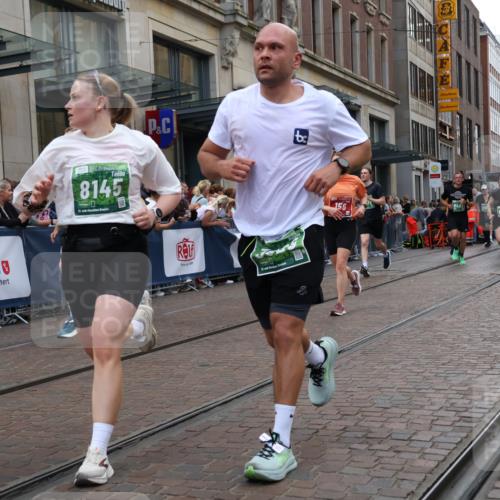 13.09.2026 - 21. swb-Marathon Bremen Strokosch-Dieckow http://msf.ph/oto/10360203 13.09.2026 13:35:42 Ziel 318, 563, 1072, 1867, 2339, 2565, 2931, 3026, 3056, 3224, 3291, 3454, 3485, 3489, 3857, 4016, 4048, 5026, 5071, 5157, 5259, 5276, 5381, 5816, 6159, 6724, 6874, 6982, 7036, 7043, 7235, 7256, 7385, 7691, 7804, 8145, 8227, 8275, 8335, 8488, 8705, 9076, 9226, 9243, 9497, 9564, 9912, 13179, 13238, 156, 532, 607, 1150, 2041, 2090, 2318, 2356, 3055, 3087, 3226, 3621, 3704, 3780, 4326, 5308, 5467, 5468, 5584, 5586, 5661, 6315, 6418, 6465, 6466, 6644, 6837 meine-sportfotos.de
