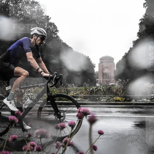 13.09.2026 - Stadtparktriathlon H.Heesch http://msf.ph/oto/10360207 13.09.2026 12:08:21 Radfahren 1006 meine-sportfotos.de