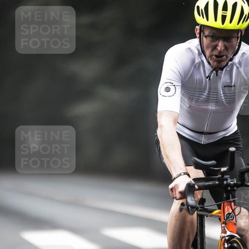13.09.2026 - Stadtparktriathlon H.Heesch http://msf.ph/oto/10360245 13.09.2026 09:59:23 Radfahren 227, 279, 295, 342 meine-sportfotos.de