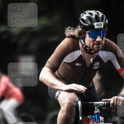 13.09.2026 - Stadtparktriathlon H.Heesch http://msf.ph/oto/10360249 13.09.2026 11:14:54 Radfahren 469, 634, 699 meine-sportfotos.de