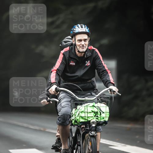 13.09.2026 - Stadtparktriathlon H.Heesch http://msf.ph/oto/10360294 13.09.2026 09:59:28 Radfahren 227, 279, 342 meine-sportfotos.de