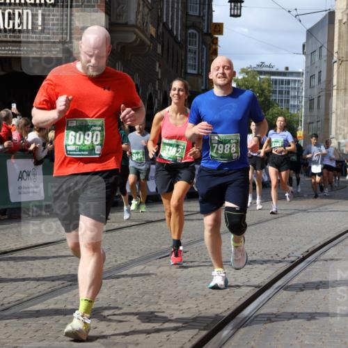 13.09.2026 - 21. swb-Marathon Bremen Strokosch-Dieckow http://msf.ph/oto/10360299 13.09.2026 13:34:07 Ziel 930, 1656, 2405, 2727, 2872, 2960, 3201, 3389, 3522, 3761, 4490, 4554, 4658, 4874, 5063, 5156, 5513, 5587, 6151, 6508, 6538, 6808, 7126, 7354, 7633, 7652, 7832, 8512, 9068, 9128, 9342, 9344, 9390, 911, 2464, 3068, 3214, 3632, 3636, 4112, 5147, 5265, 5489, 5768, 6350, 6405, 7113, 7696, 7897, 8870, 9094, 9100, 9402, 9453, 9905, 10058 meine-sportfotos.de