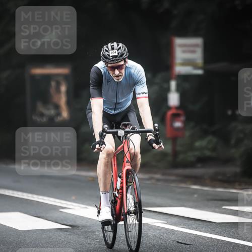13.09.2026 - Stadtparktriathlon H.Heesch http://msf.ph/oto/10360312 13.09.2026 09:59:46 Radfahren 304 meine-sportfotos.de