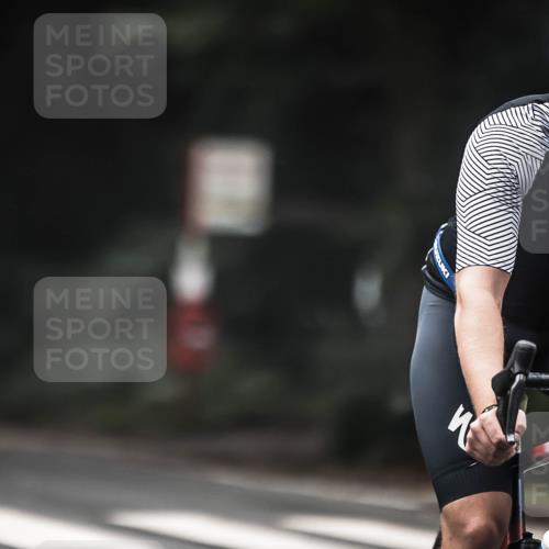 13.09.2026 - Stadtparktriathlon H.Heesch http://msf.ph/oto/10360369 13.09.2026 09:59:55 Radfahren 219, 287, 337 meine-sportfotos.de