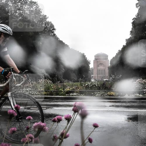 13.09.2026 - Stadtparktriathlon H.Heesch http://msf.ph/oto/10360398 13.09.2026 12:09:42 Radfahren 869, 928, 997 meine-sportfotos.de