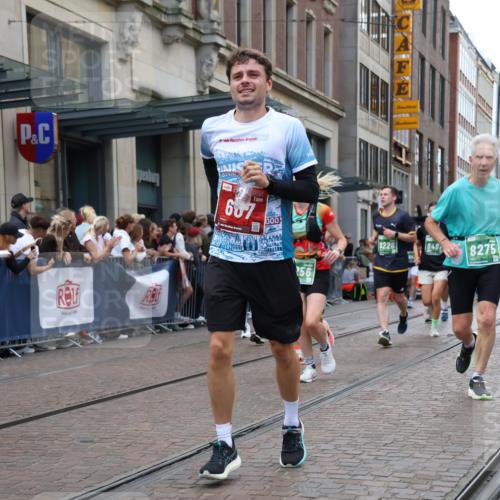 13.09.2026 - 21. swb-Marathon Bremen Strokosch-Dieckow http://msf.ph/oto/10360414 13.09.2026 13:35:47 Ziel 563, 1072, 1867, 2339, 2565, 2931, 2949, 3026, 3056, 3224, 3291, 3454, 3489, 4016, 4989, 5026, 5157, 5259, 5276, 5381, 5800, 5816, 6159, 6642, 6778, 6874, 6982, 7036, 7043, 7256, 7379, 7385, 7804, 8145, 8227, 8275, 8488, 8511, 8705, 8941, 9026, 9076, 9226, 9243, 9497, 9564, 13179, 13238, 156, 318, 532, 607, 2041, 2318, 2356, 3055, 3087, 3226, 3485, 3704, 3780, 3857, 4048, 4326, 5071, 5308, 5381, 5467, 5468, 5584, 5586, 5661, 6465, 6466, 6644 meine-sportfotos.de