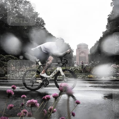 13.09.2026 - Stadtparktriathlon H.Heesch http://msf.ph/oto/10360418 13.09.2026 12:09:53 Radfahren 871, 952, 977, 990, 995, 1027 meine-sportfotos.de