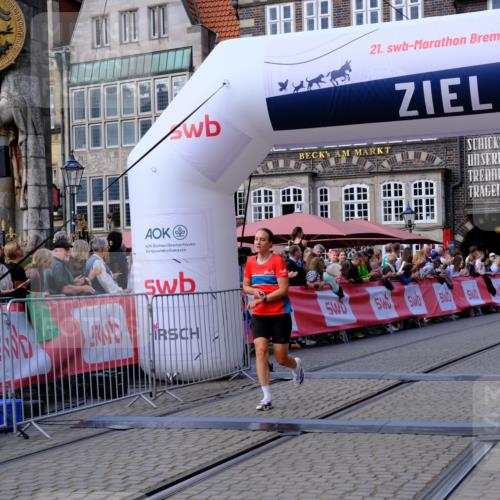 13.09.2026 - 21. swb-Marathon Bremen Tim E. http://msf.ph/oto/10360419 13.09.2026 12:57:27 Ziel 365, 573, 850, 3368, 5912 meine-sportfotos.de