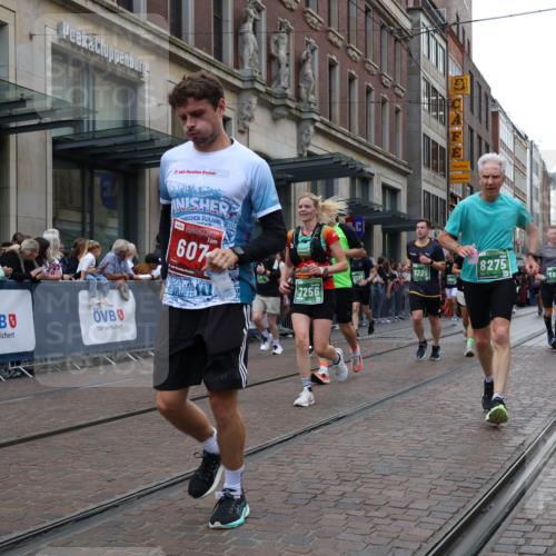 13.09.2026 - 21. swb-Marathon Bremen Strokosch-Dieckow http://msf.ph/oto/10360448 13.09.2026 13:35:48 Ziel 563, 1072, 1867, 2339, 2565, 2931, 2949, 3026, 3056, 3224, 3291, 3454, 3489, 4016, 4989, 5026, 5157, 5259, 5276, 5800, 5816, 6159, 6642, 6778, 6874, 6982, 7036, 7043, 7256, 7379, 7385, 7804, 7865, 8145, 8227, 8275, 8488, 8511, 8731, 8941, 9026, 9076, 9226, 9243, 9497, 9564, 13179, 13238, 156, 318, 532, 607, 2041, 2318, 2356, 3055, 3087, 3226, 3485, 3704, 3780, 3857, 4048, 4326, 5071, 5157, 5308, 5381, 5467, 5468, 5584, 5586, 5661, 6465, 6466, 6644 meine-sportfotos.de