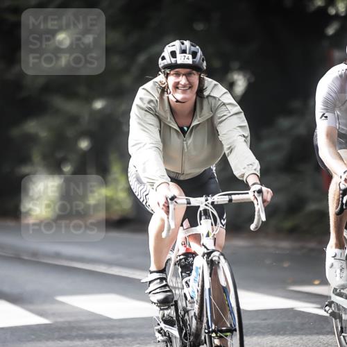 13.09.2026 - Stadtparktriathlon H.Heesch http://msf.ph/oto/10360487 13.09.2026 11:15:44 Radfahren 640, 671, 698, 774 meine-sportfotos.de