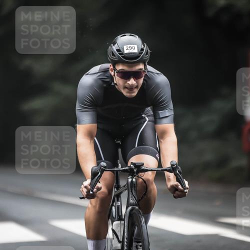 13.09.2026 - Stadtparktriathlon H.Heesch http://msf.ph/oto/10360505 13.09.2026 10:00:27 Radfahren 290 meine-sportfotos.de