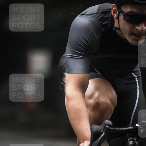 13.09.2026 - Stadtparktriathlon H.Heesch http://msf.ph/oto/10360520 13.09.2026 10:00:28 Radfahren 290 meine-sportfotos.de