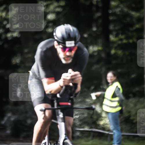 13.09.2026 - Stadtparktriathlon H.Heesch http://msf.ph/oto/10360532 13.09.2026 11:15:49 Radfahren 640, 671, 698, 774 meine-sportfotos.de
