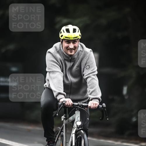 13.09.2026 - Stadtparktriathlon H.Heesch http://msf.ph/oto/10360538 13.09.2026 10:00:48 Radfahren 247 meine-sportfotos.de