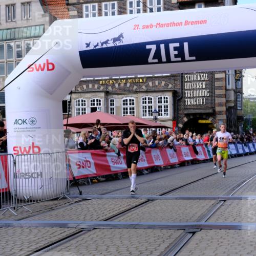 13.09.2026 - 21. swb-Marathon Bremen Tim E. http://msf.ph/oto/10360582 13.09.2026 12:57:48 Ziel 919, 1875, 2986, 4795, 6264 meine-sportfotos.de