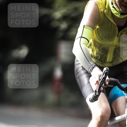 13.09.2026 - Stadtparktriathlon H.Heesch http://msf.ph/oto/10360594 13.09.2026 11:15:59 Radfahren 530, 649 meine-sportfotos.de
