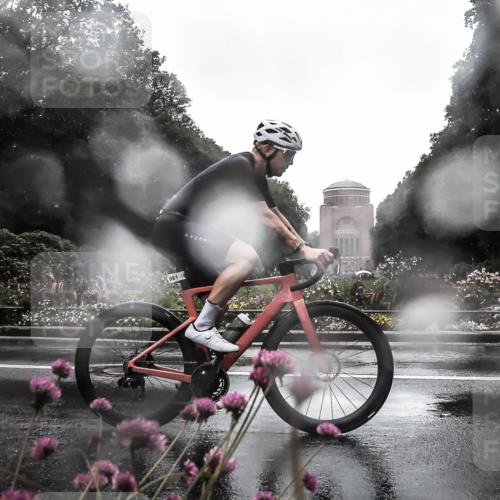 13.09.2026 - Stadtparktriathlon H.Heesch http://msf.ph/oto/10360597 13.09.2026 12:10:59 Radfahren 905, 938, 981, 1020 meine-sportfotos.de